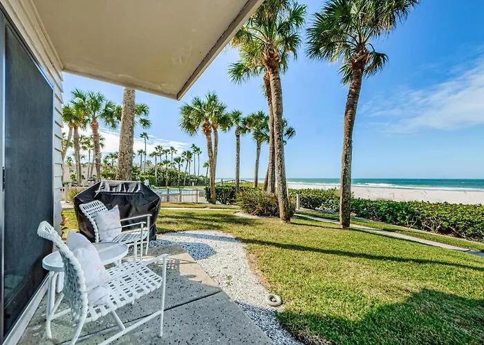 Beachfront Aldea 11 *