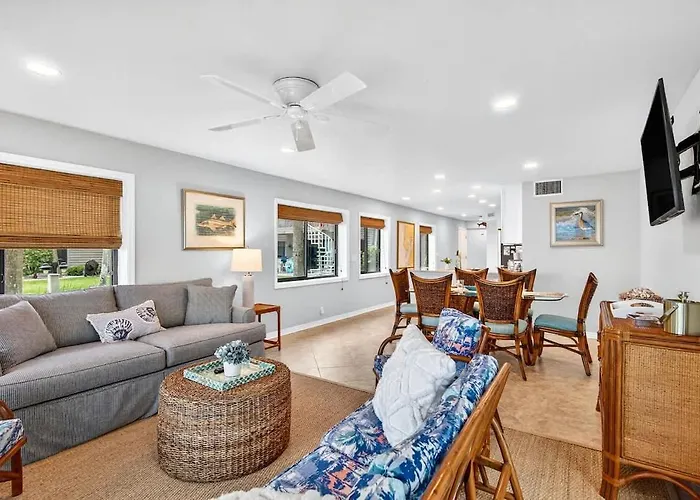 Beachfront Aldea 11